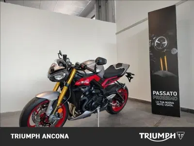 Triumph Street Triple 765 RX (2026) usata
