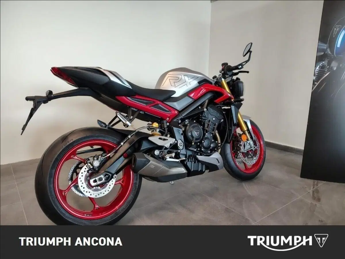 Triumph Street Triple 765 RX (2026) (6)