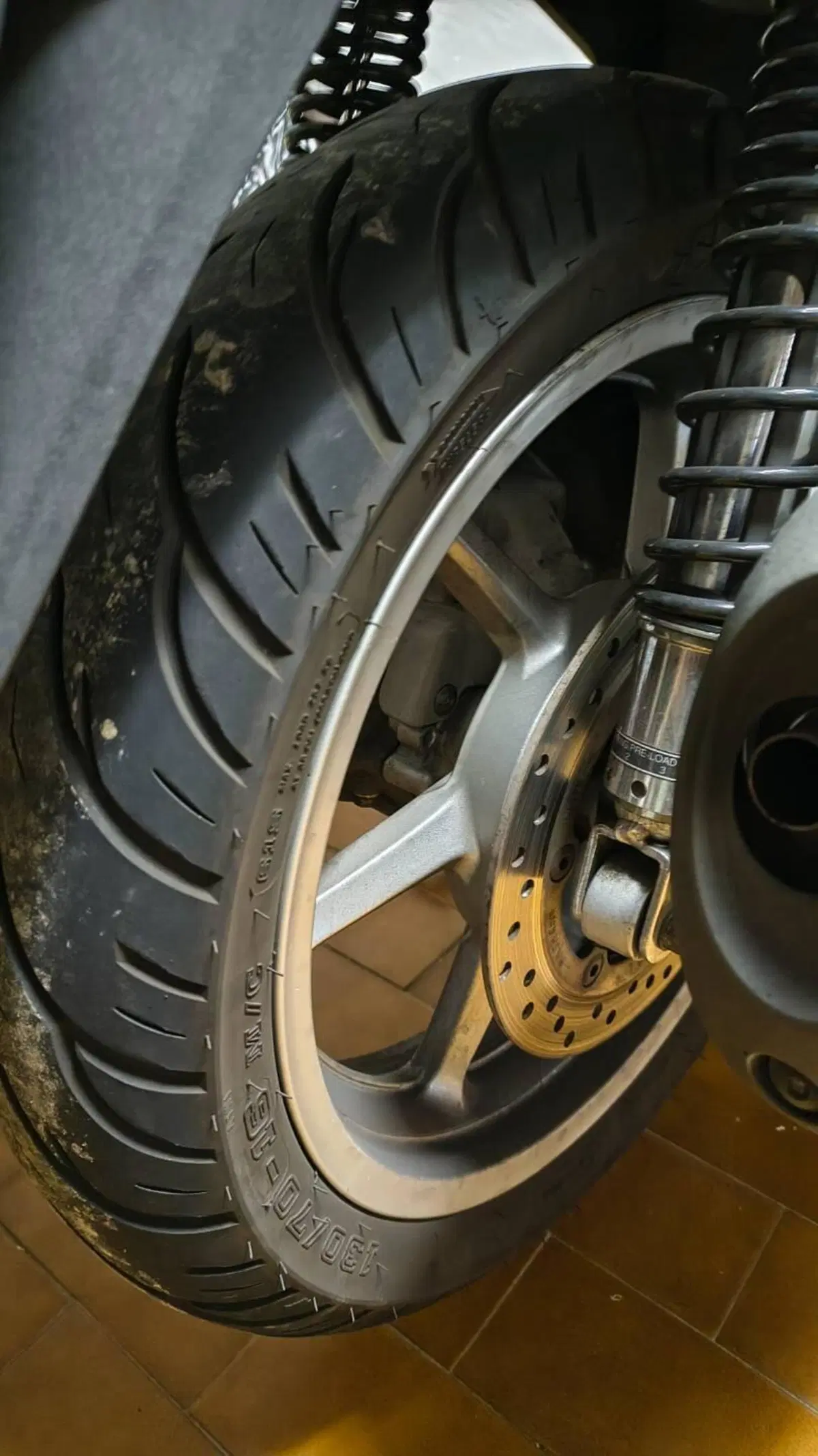 Honda SH 300 i ABS (2013 - 14) (3)