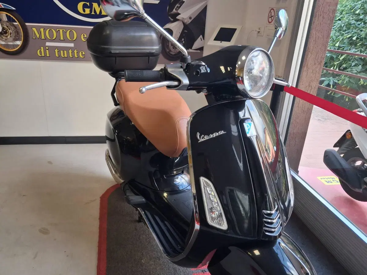 Vespa Primavera 125 3V ie ABS (2016) (4)