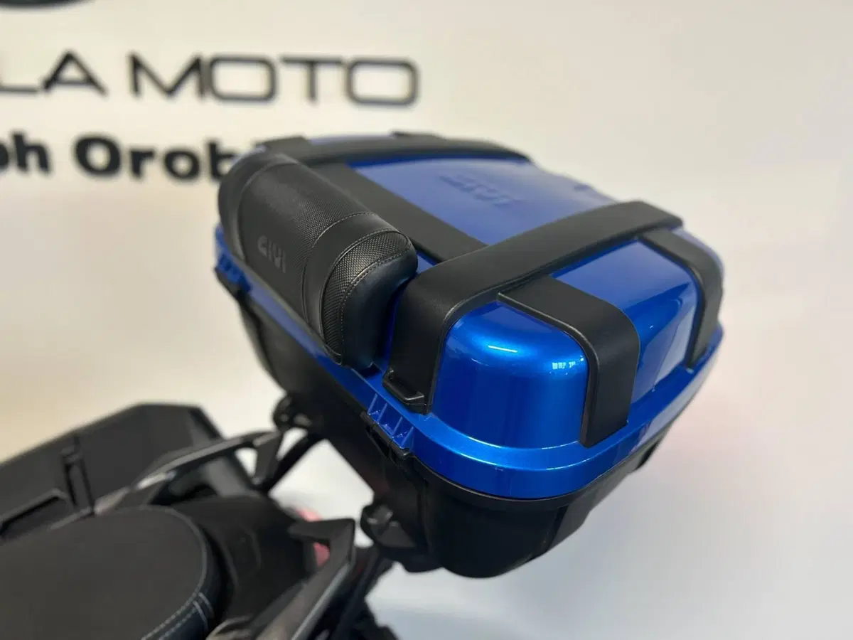 Suzuki GSX-S1000GT (2022 - 24) (9)
