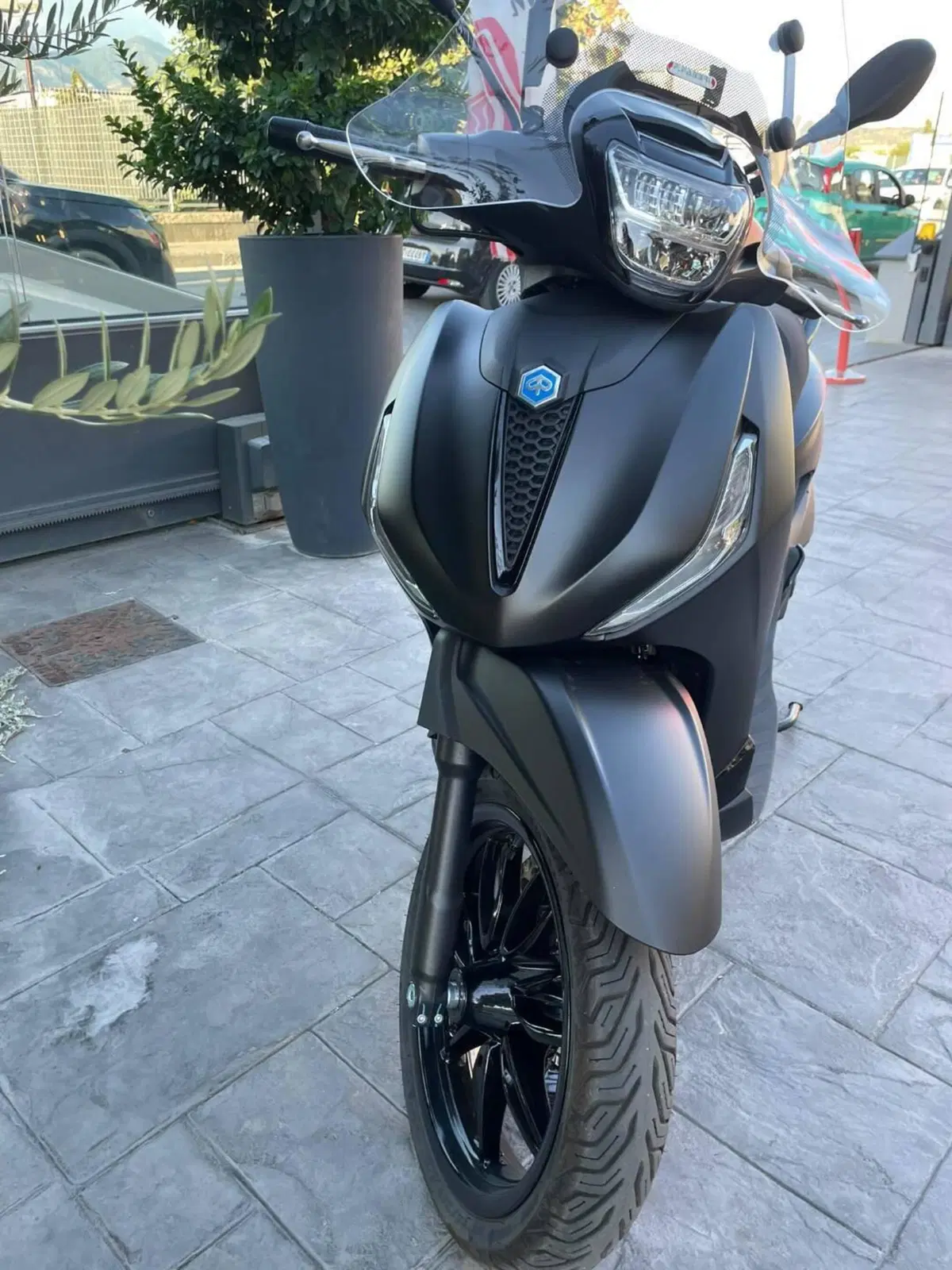 Piaggio Beverly 300 ABS-ASR (2021 - 25) (3)