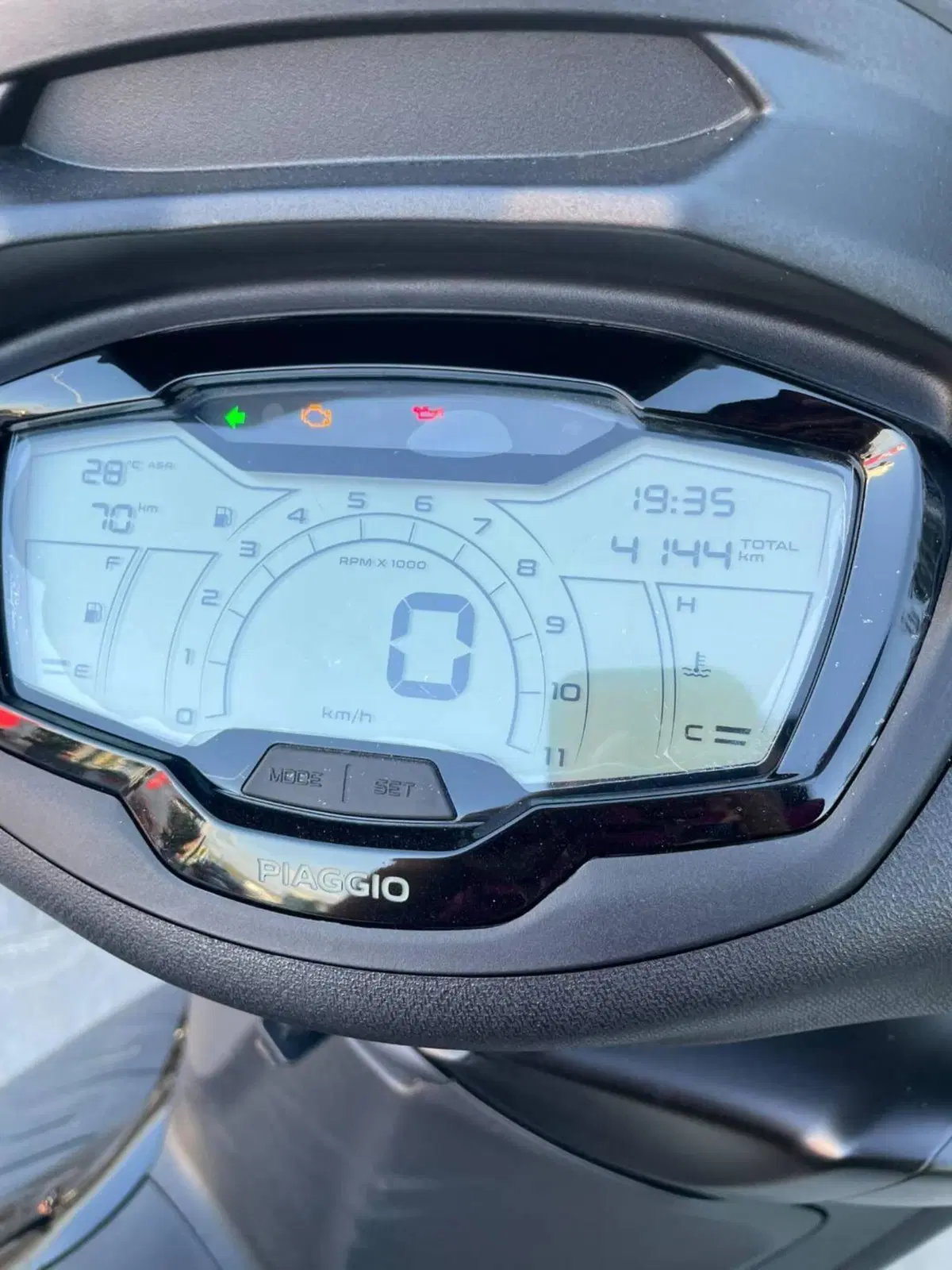 Piaggio Beverly 300 ABS-ASR (2021 - 25) (6)