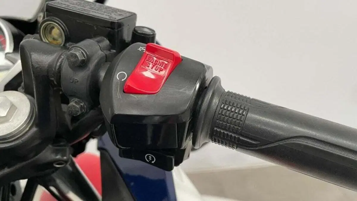 Honda CBR 250 R (2010 - 14) (15)