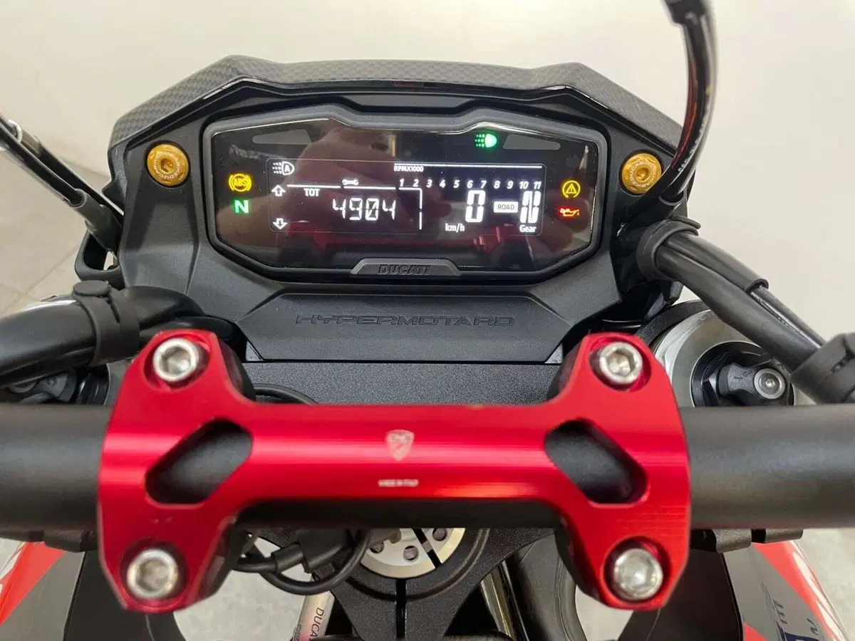 Ducati Hypermotard 698 Mono RVE (2024 - 26) (8)