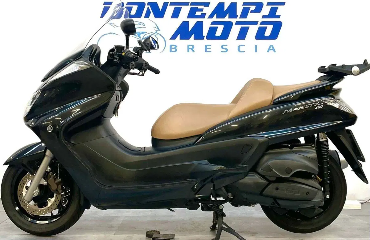 Yamaha Majesty 400 (2004 - 08) (2)