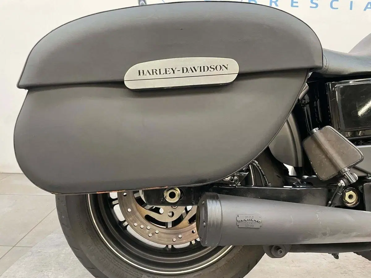 Harley-Davidson 1690 Street Bob Special (2015 - 16) - FXDB (7)
