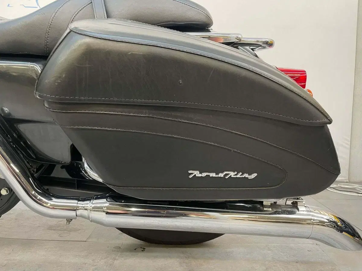 Harley-Davidson 1450 Road King Custom (2005 - 06) - FLHRS (3)