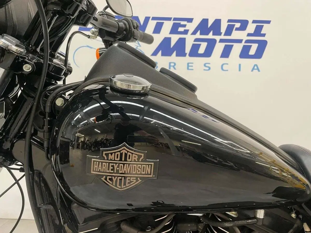 Harley-Davidson 1800 Low Rider S (2016 - 17) - FXDLS (12)