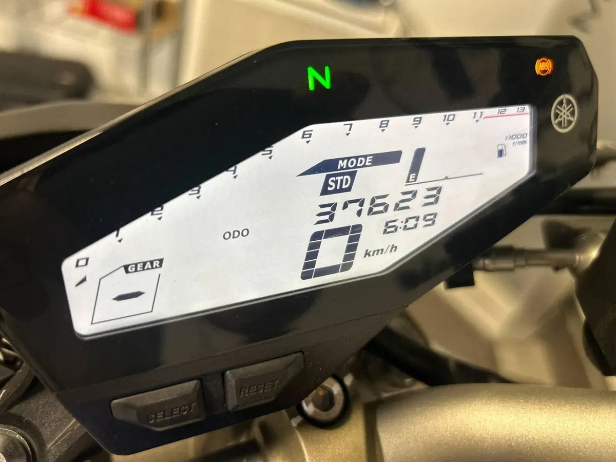 Yamaha MT-09 Street Rally ABS (2014 - 16) (5)
