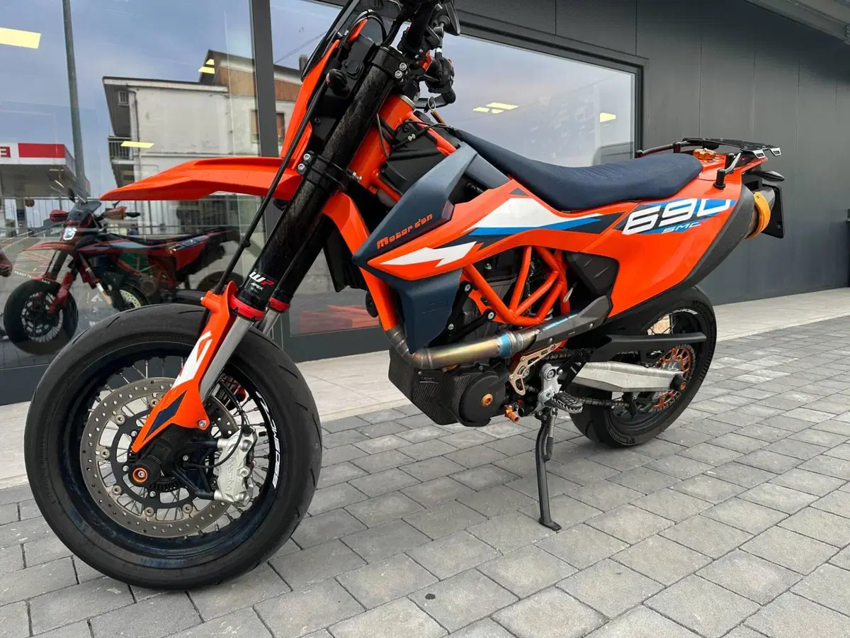 KTM 690 SMC R (2023 - 25) (3)