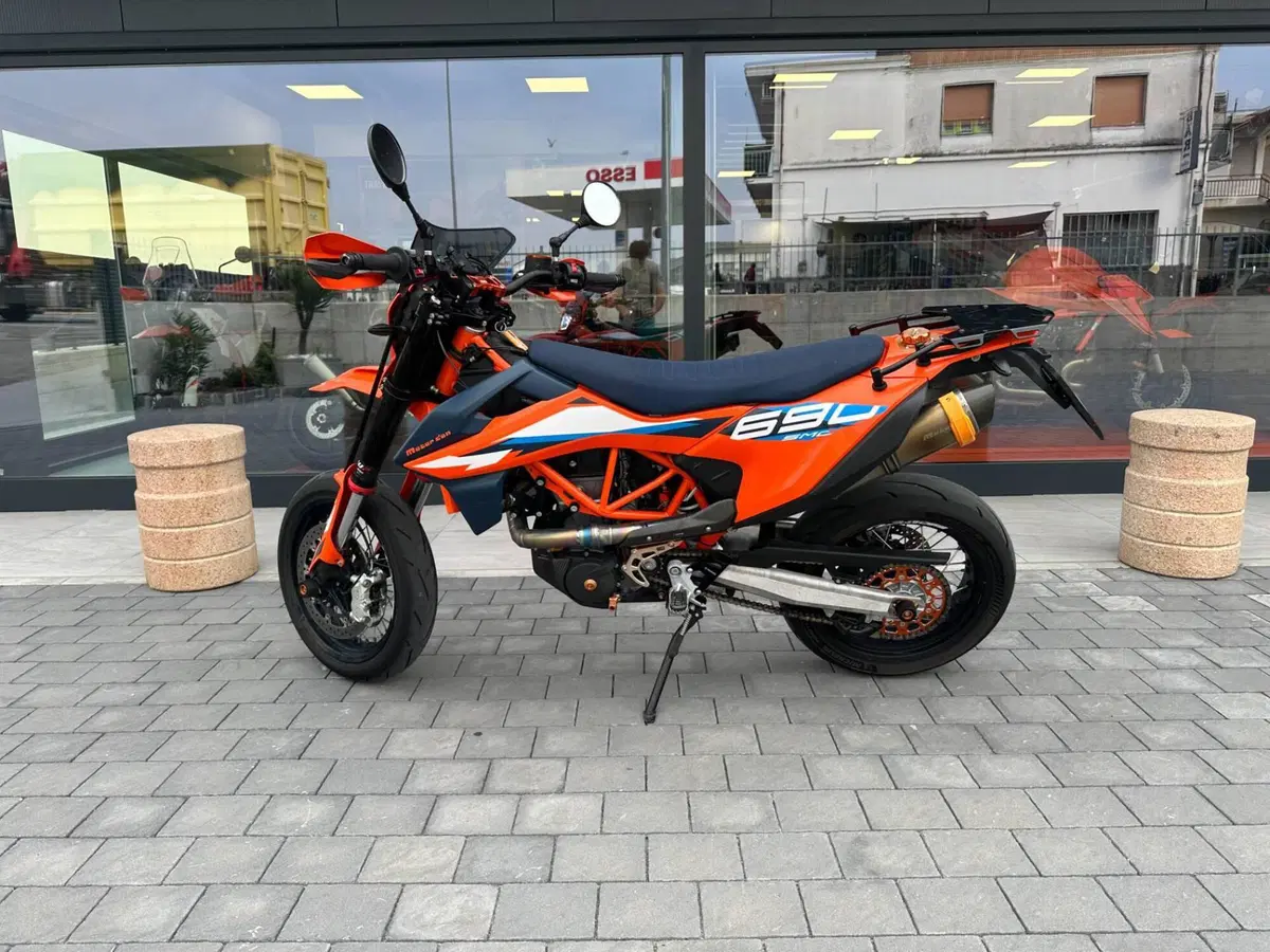 KTM 690 SMC R (2023 - 25)