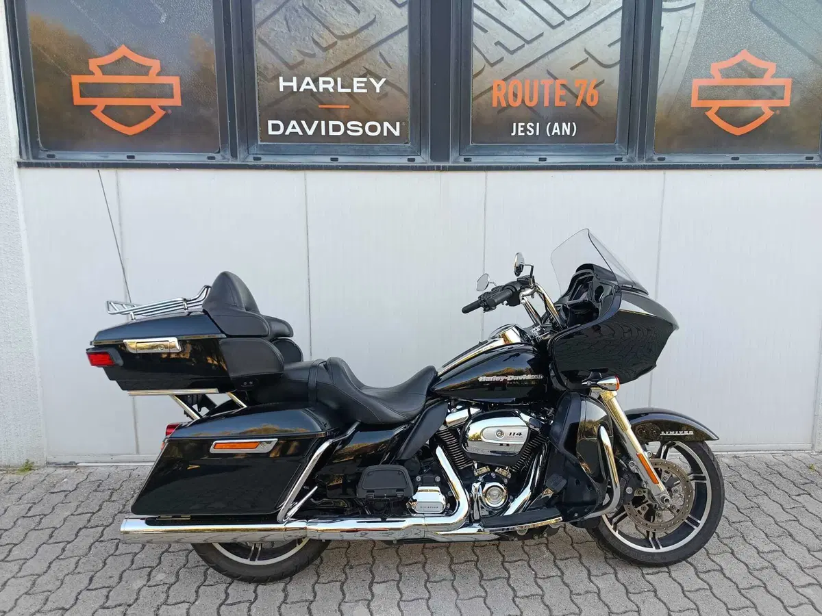 Harley-Davidson 114 Road Glide Limited (2020) - FLTRK