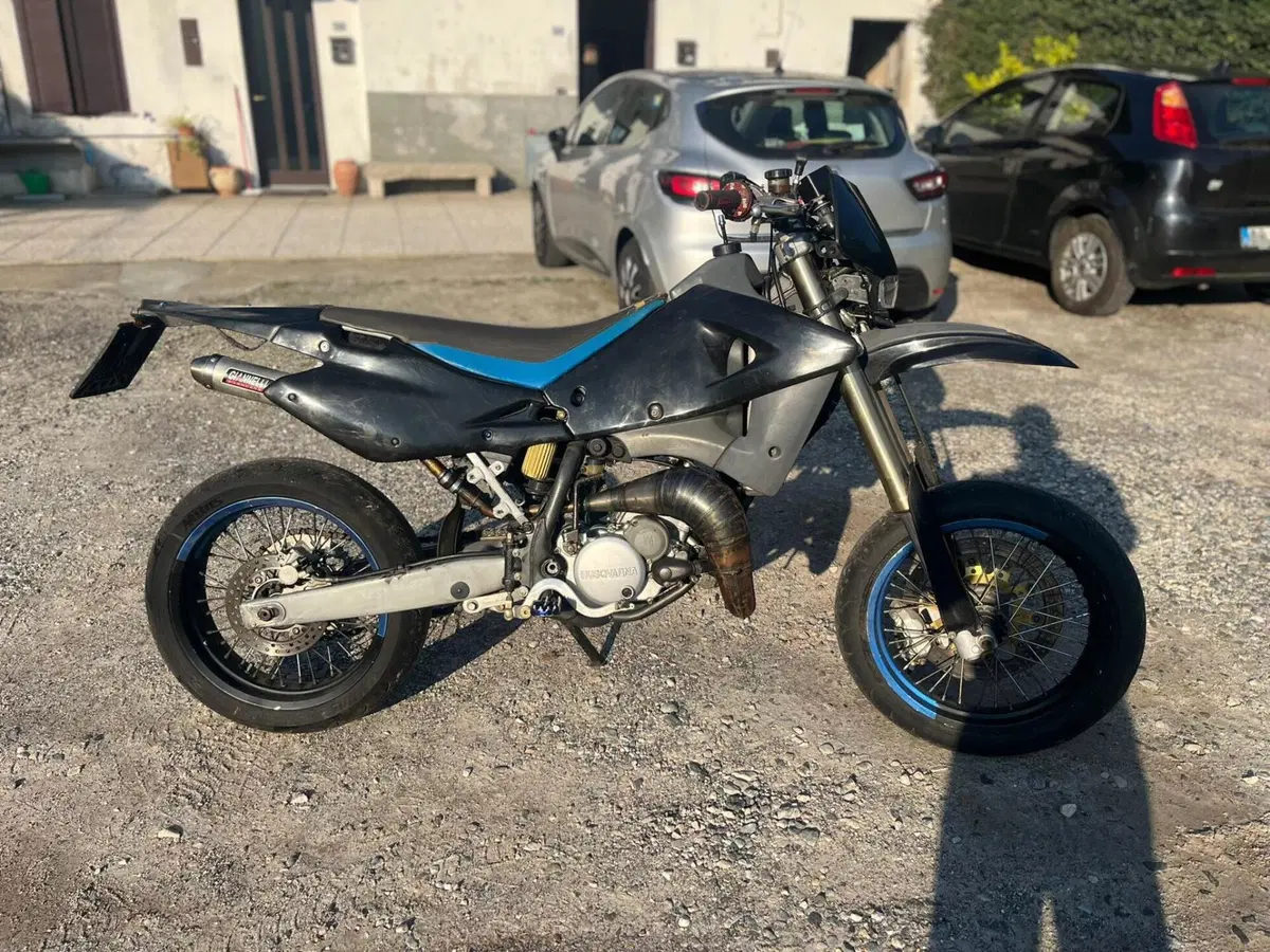 Husqvarna SM 125 S (2005) (2)
