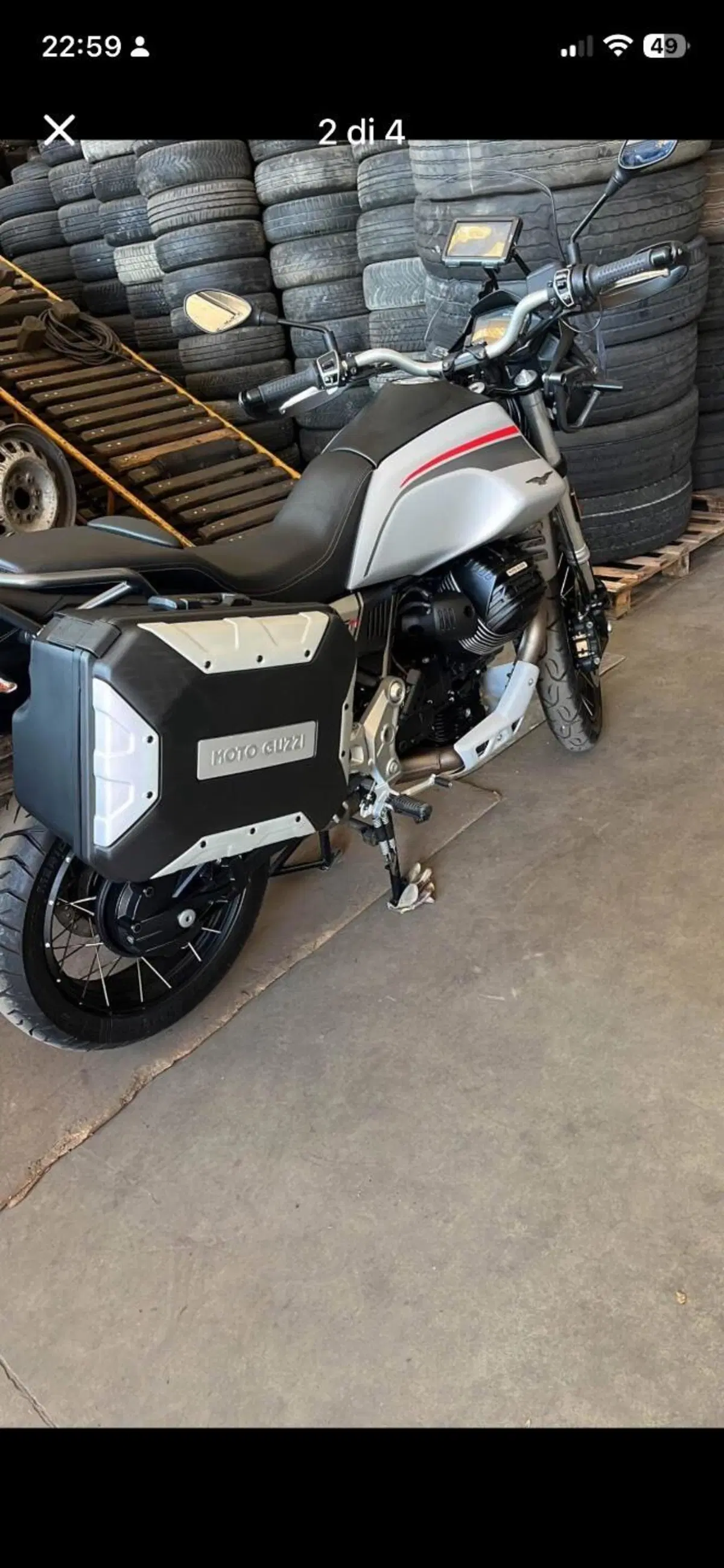 Moto Guzzi V85 TT Travel (2021 - 23) (3)
