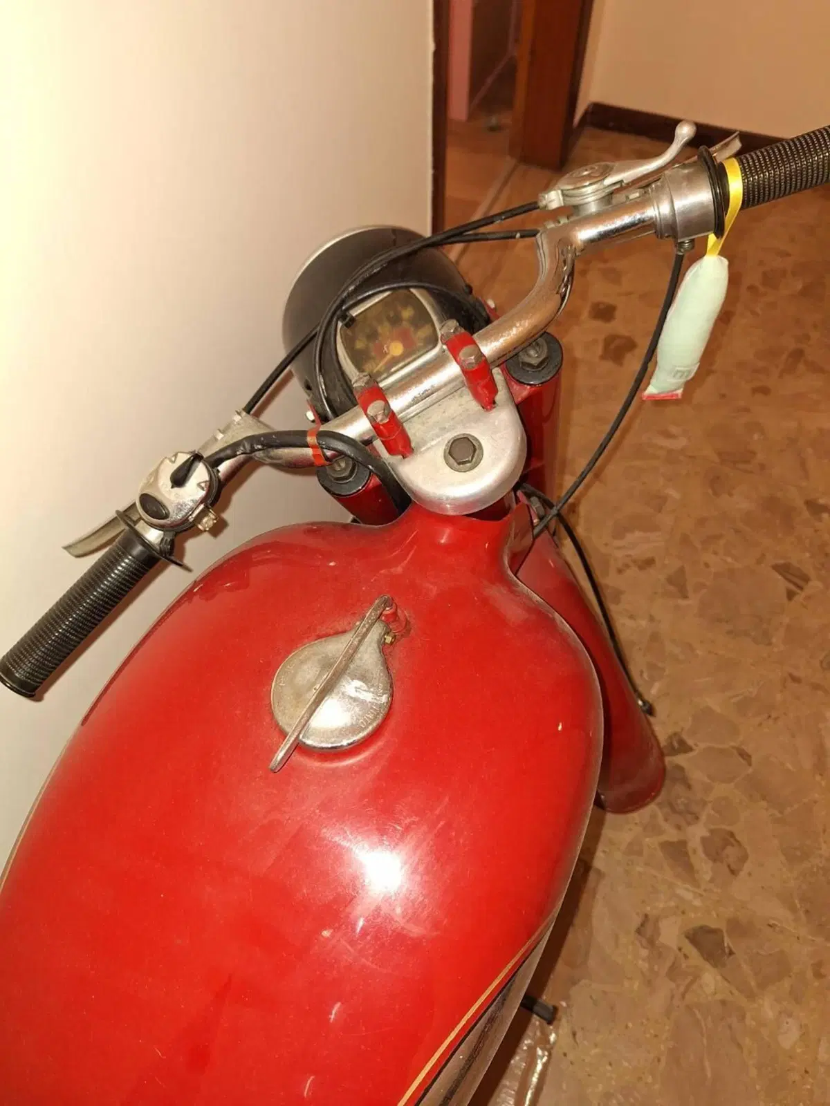 Moto Guzzi ZIGOLO 98 CC - LUSSO (9)