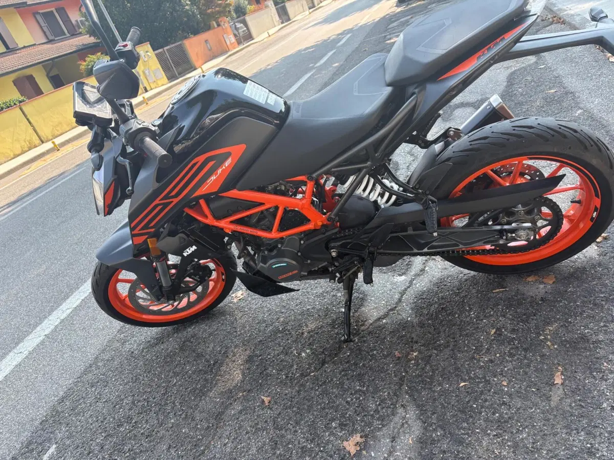 KTM 125 Duke (2021 - 23) (7)