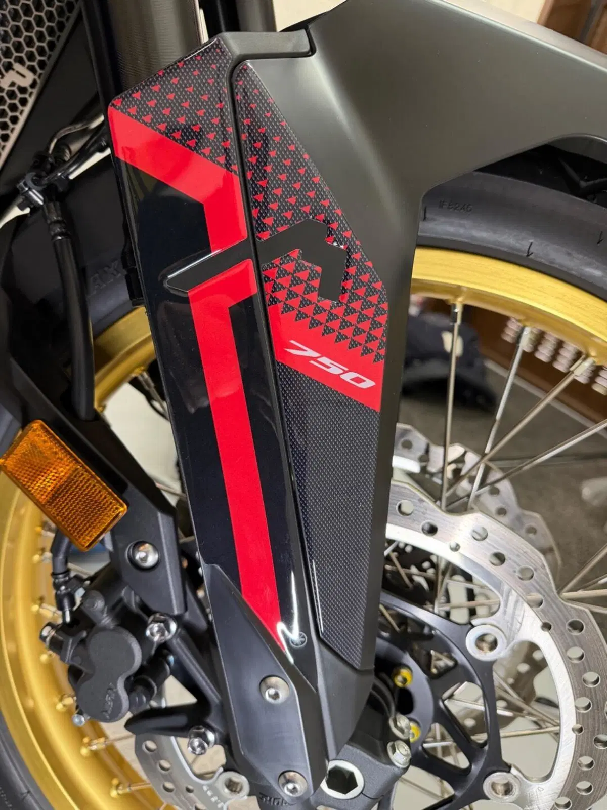 Honda Transalp XL750 (2025) (6)