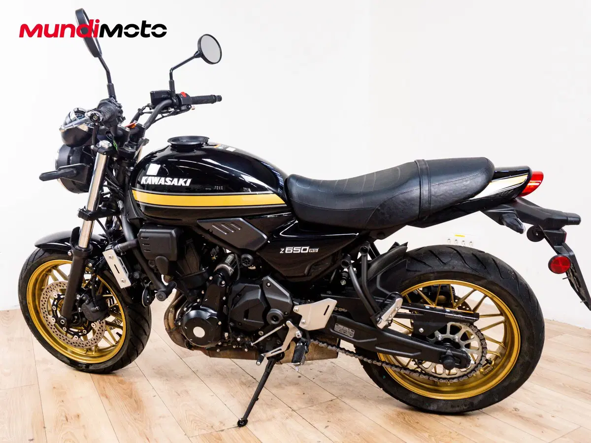 Kawasaki Z 650 RS (2025 - 26) (7)