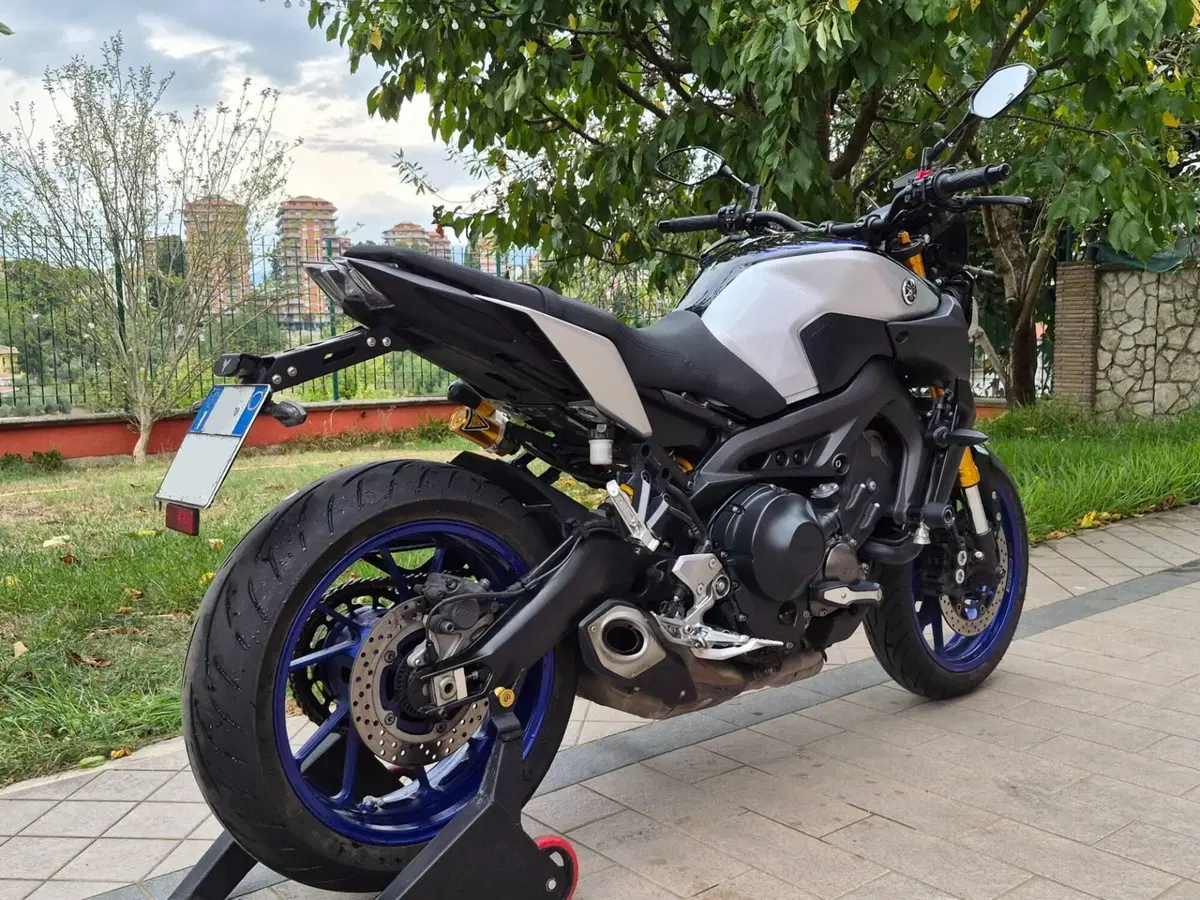 Yamaha MT-09 SP (2018 - 20) (5)