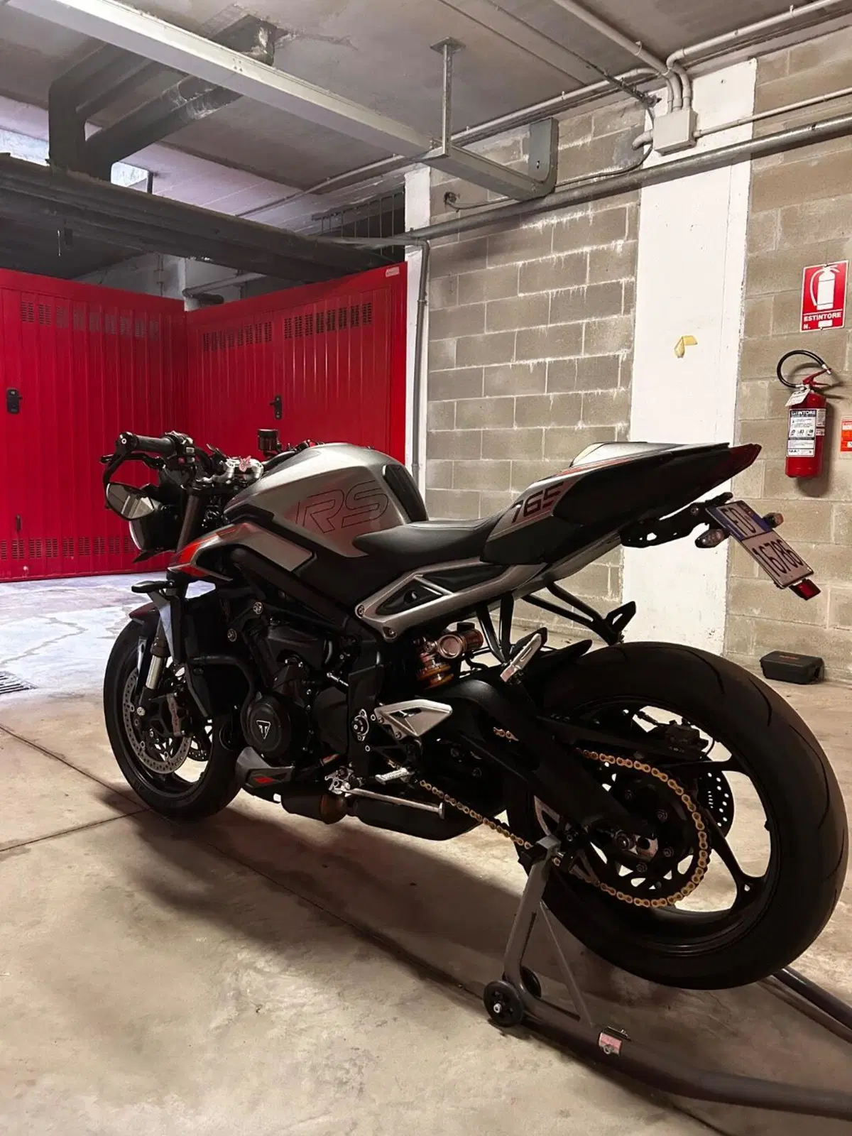 Triumph Street Triple 765 RS (2023 - 26) (4)
