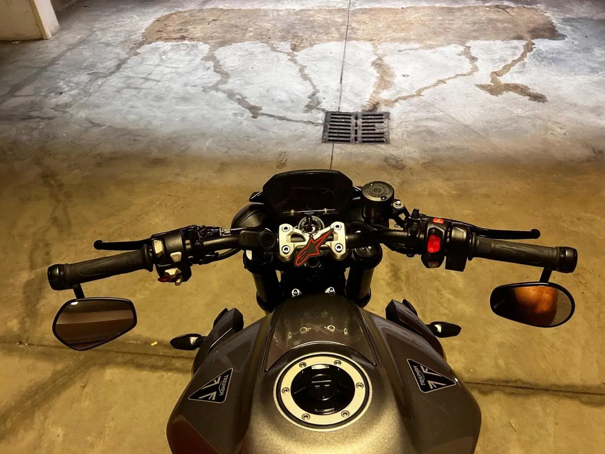 Triumph Street Triple 765 RS (2023 - 26) (6)