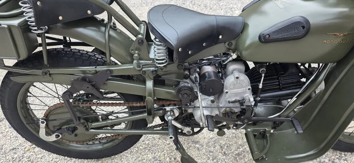 Moto Guzzi SUPERALCE (9)
