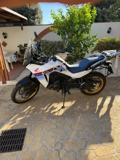 Honda Transalp XL750 (2023 - 24) usata