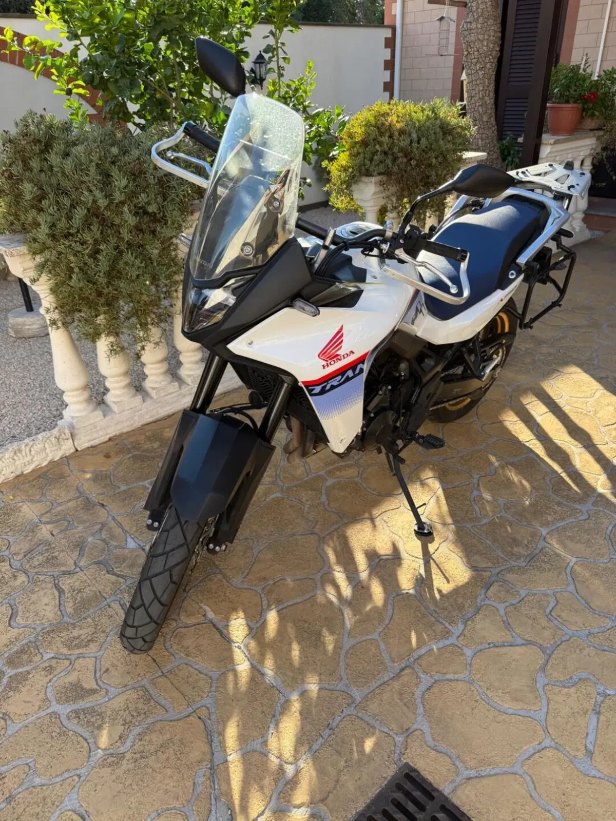 Honda Transalp XL750 (2023 - 24) (2)