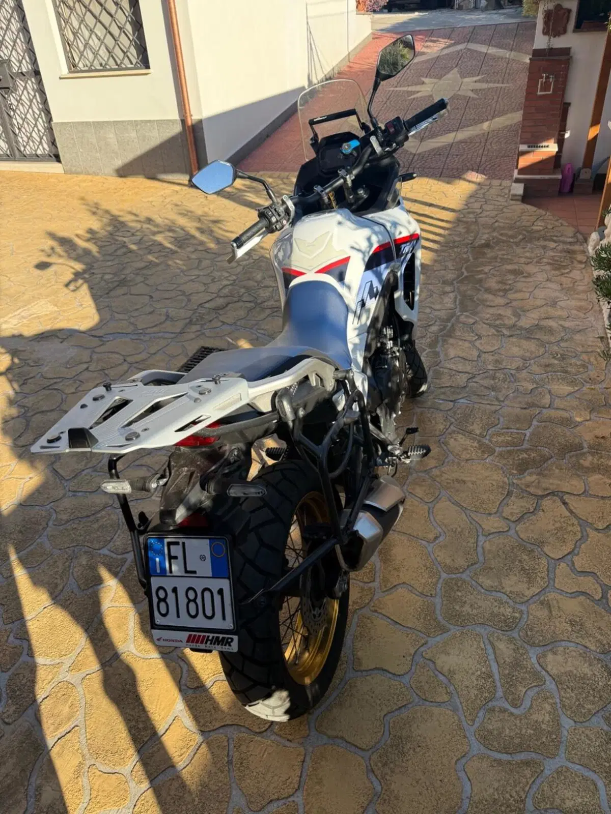 Honda Transalp XL750 (2023 - 24) (4)