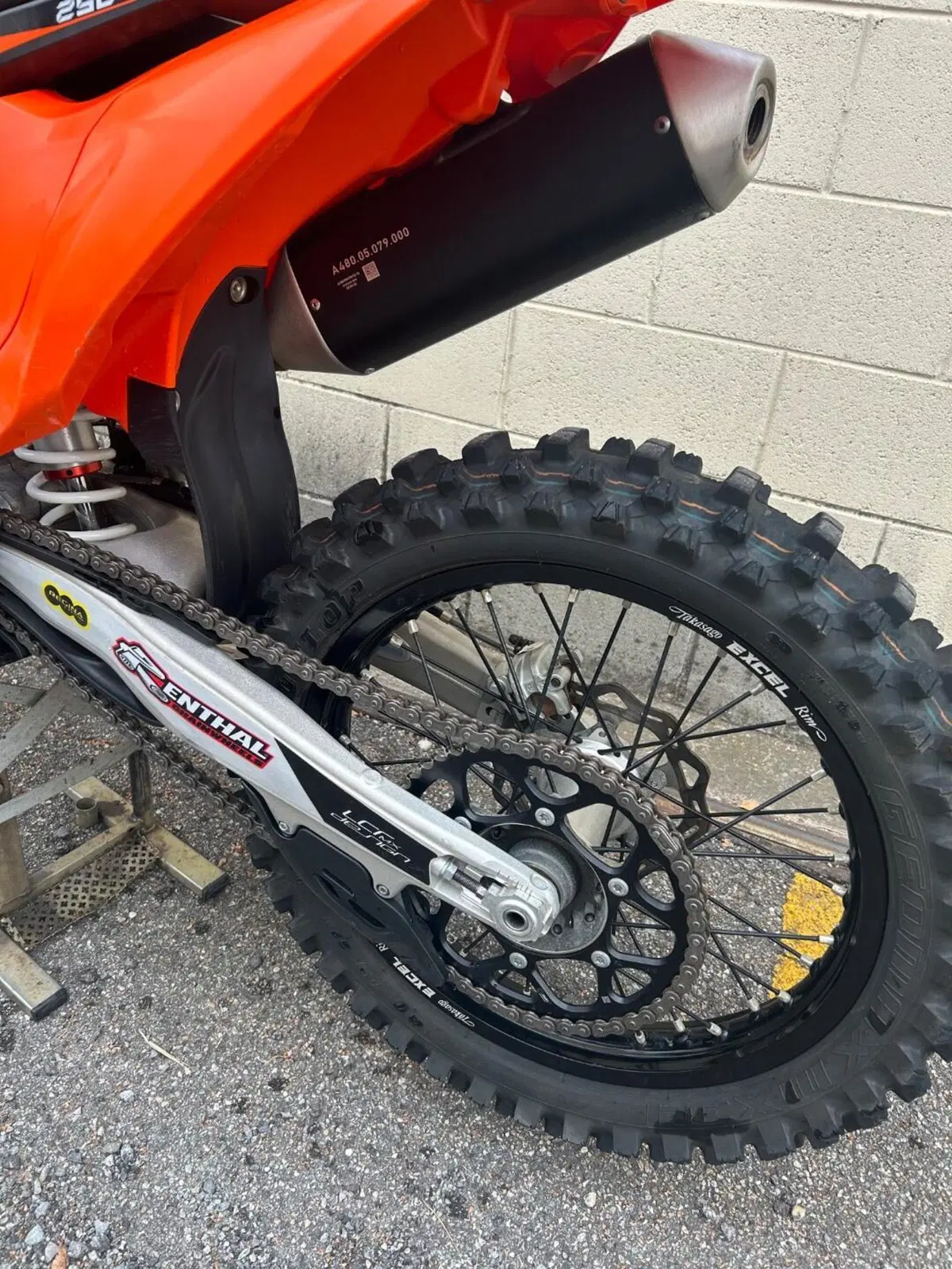 KTM 250 SX-F (2027) (3)