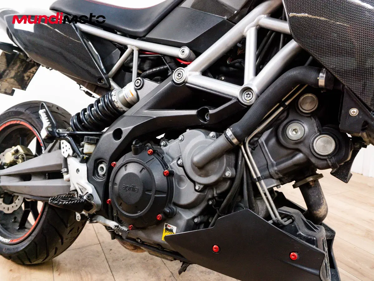 Aprilia Dorsoduro 750 (2009 - 14) (5)
