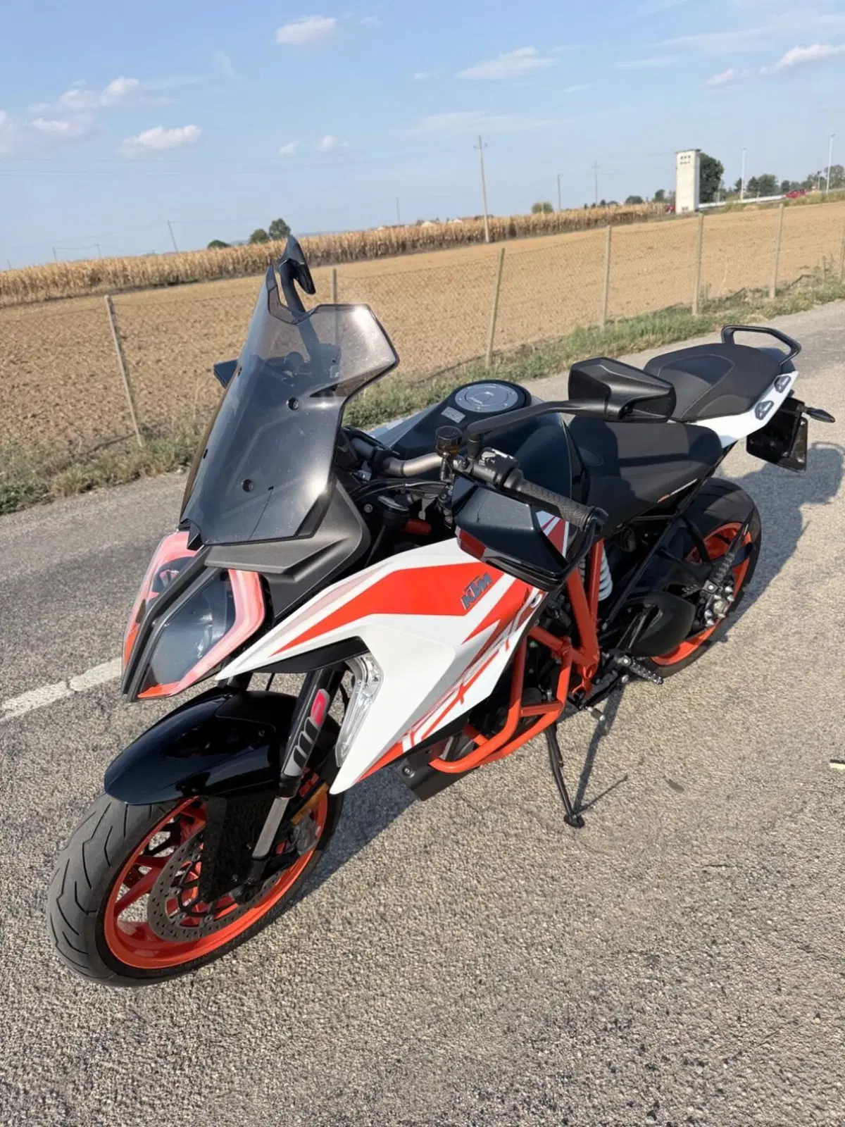 KTM 1290 Super Duke GT (2019 - 20) (3)