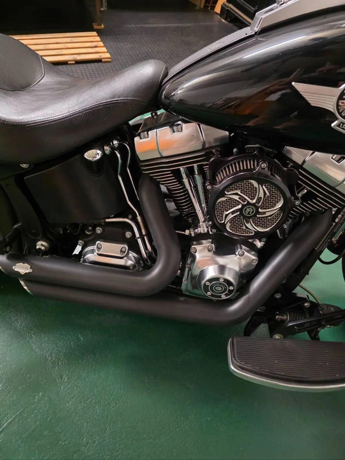 Harley-Davidson 1690 Fat Boy Special (2010 - 17) - FLSTF (2)