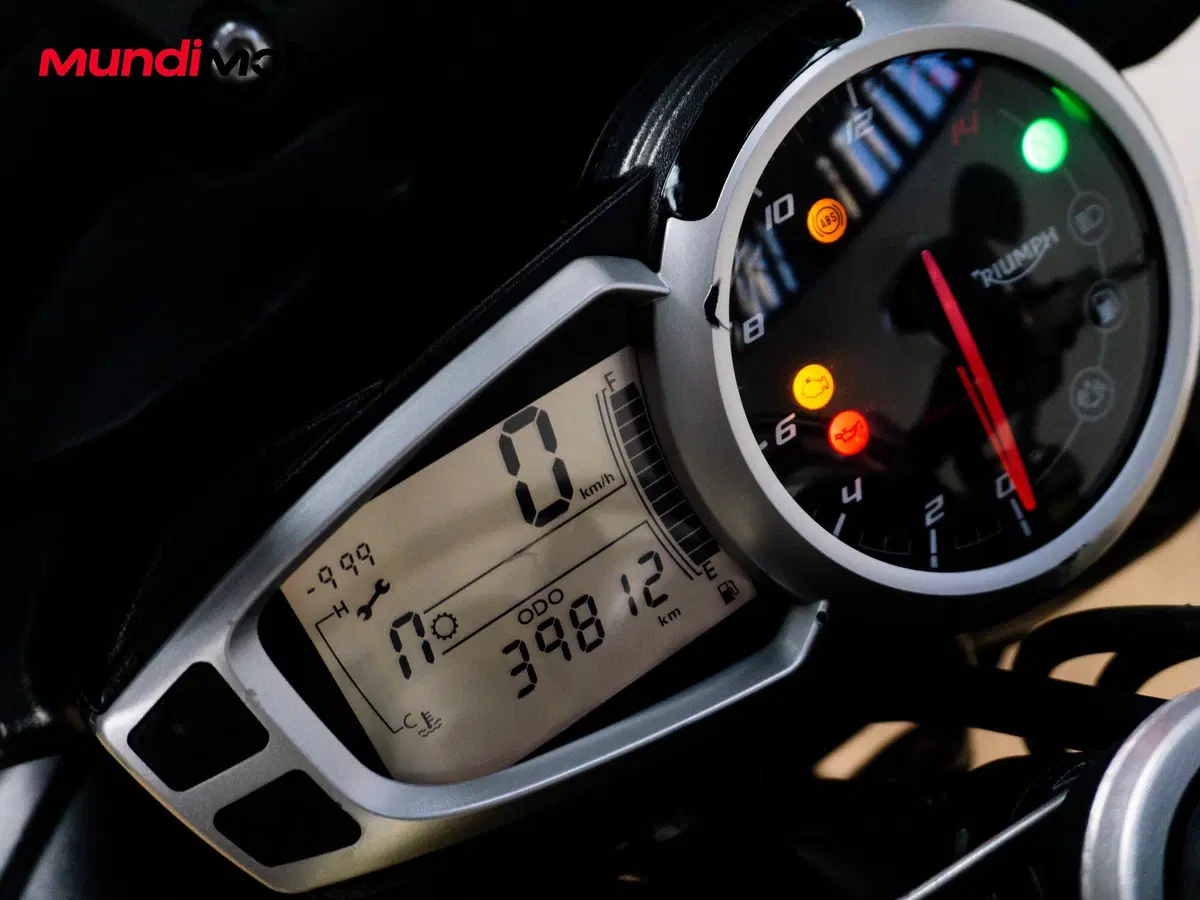 Triumph Street Triple ABS (2013 - 17) (12)