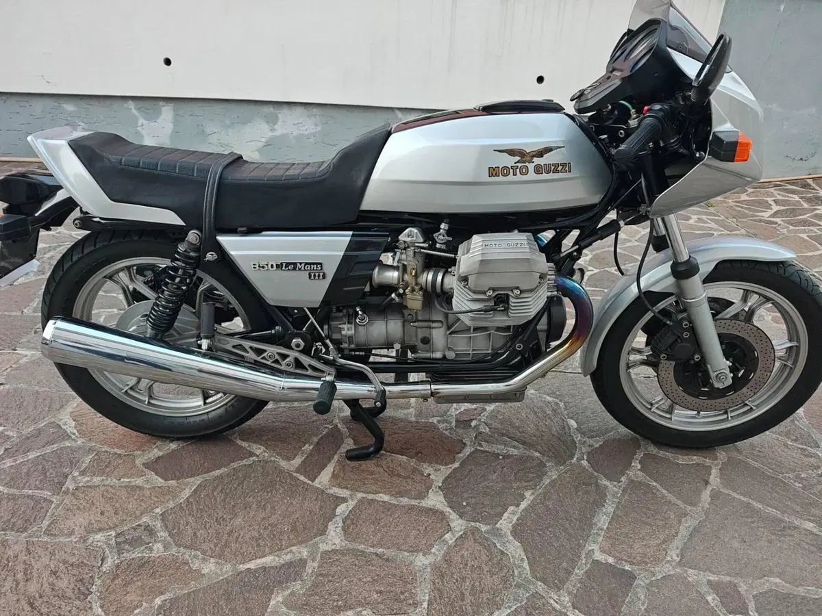 Moto Guzzi Le Mans III 850