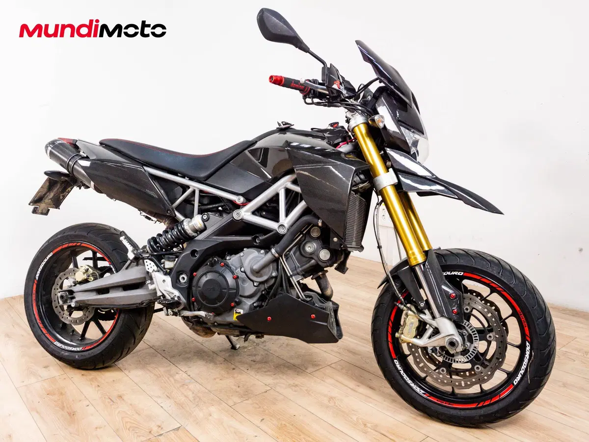 Aprilia Dorsoduro 750 (2009 - 14) (2)