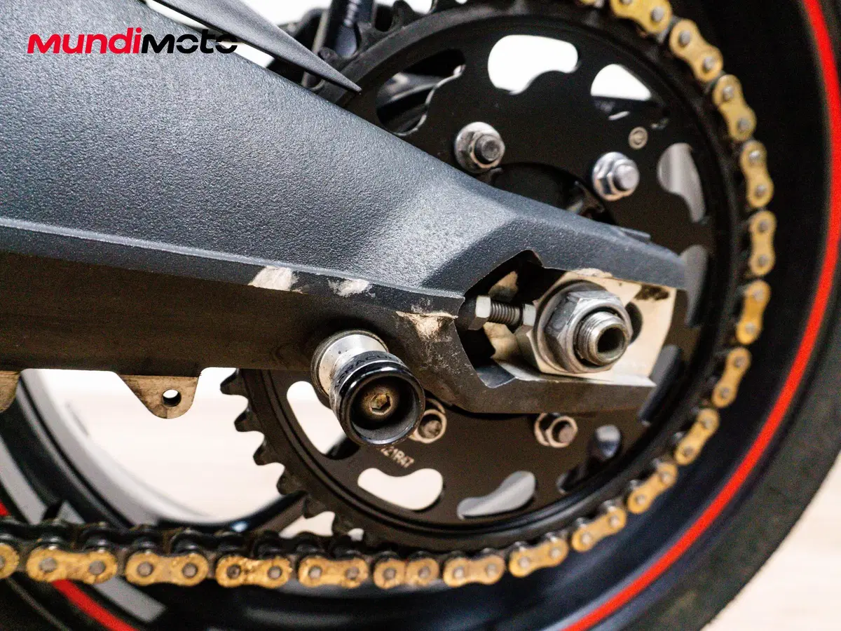 Triumph Street Triple ABS (2013 - 17) (14)