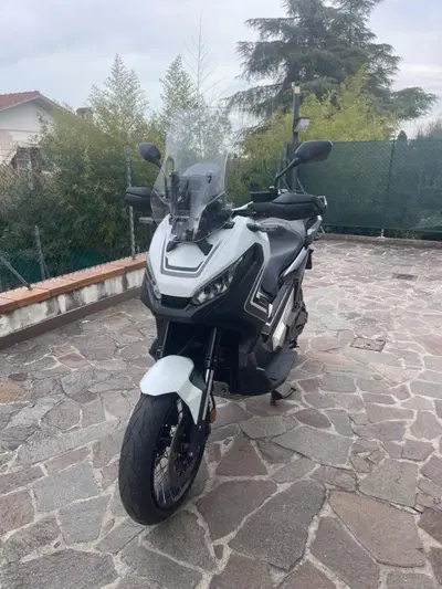 Honda X-ADV 750 (2018 - 20) usata