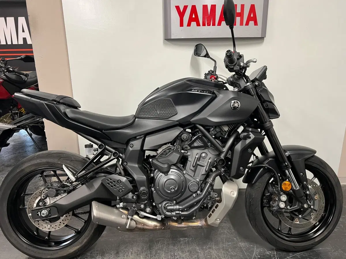 Yamaha MT-07 Y-AMT (2025 - 26)