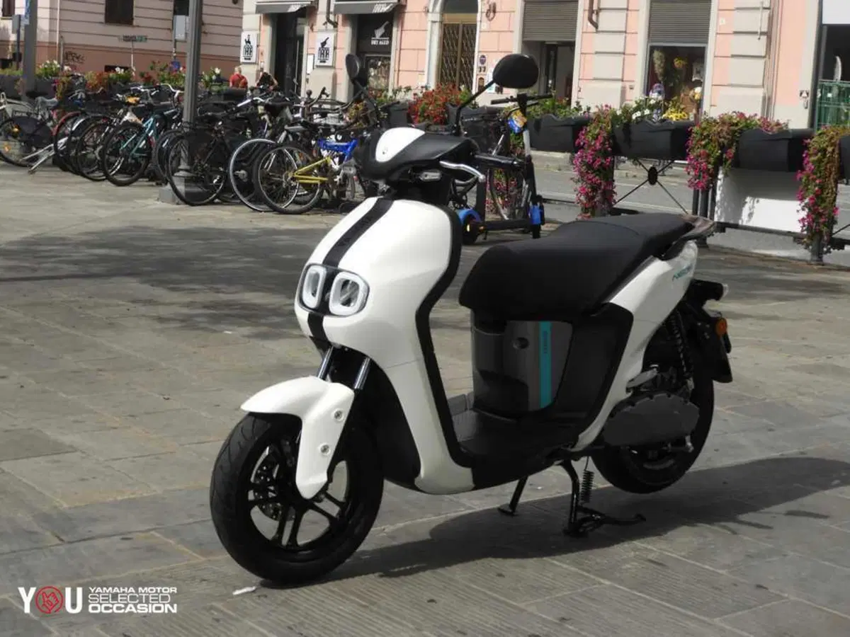 Yamaha Neo's L1e Dual Battery (2023 - 26) (3)
