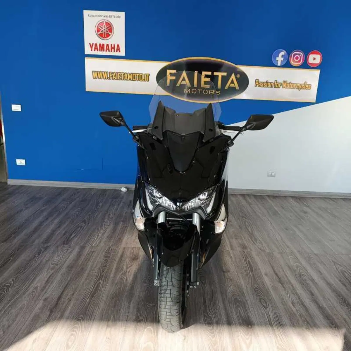 Yamaha T-Max 530 (2017 - 19) (2)