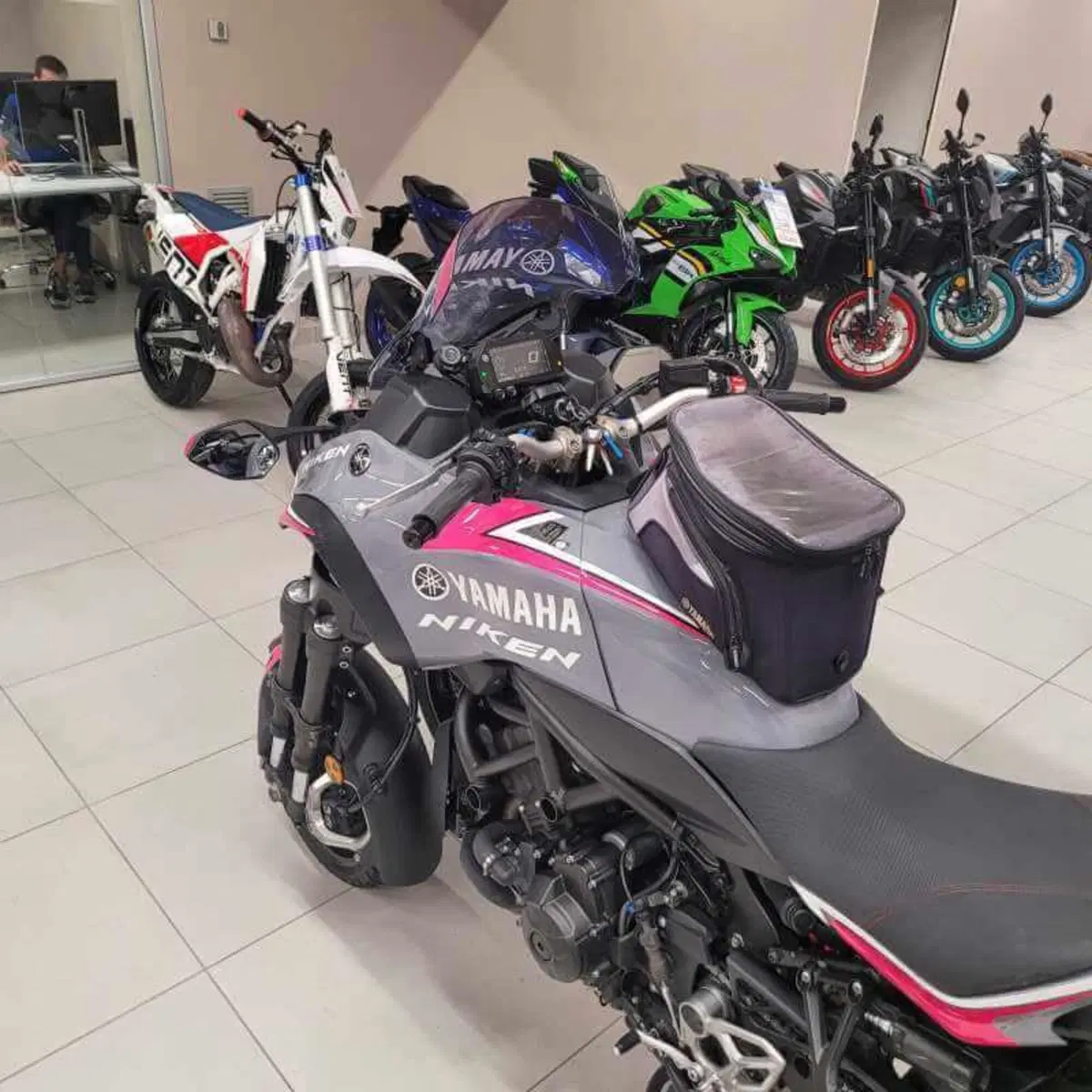 Yamaha Niken 850 GT (2019 - 20) (6)
