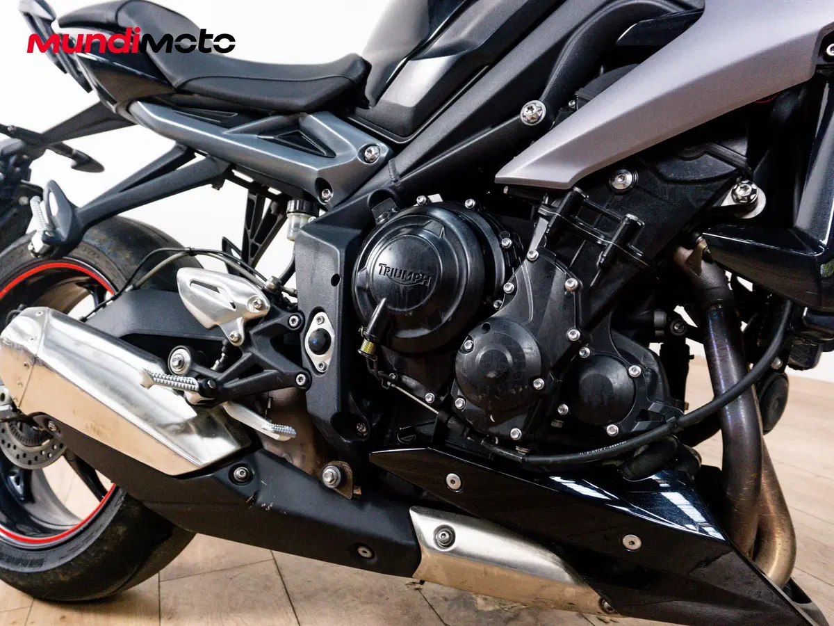Triumph Street Triple ABS (2013 - 17) (4)