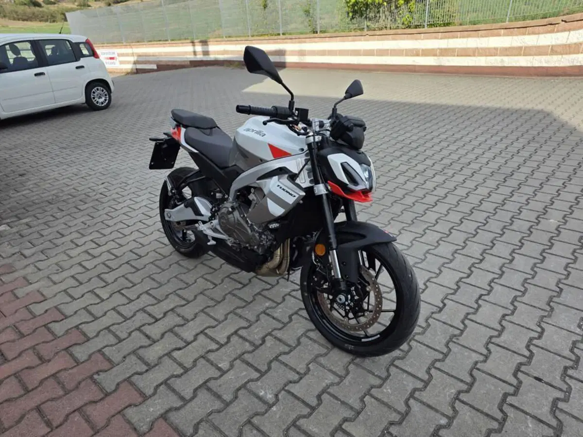 Aprilia Tuono 457 (2025 - 26) (2)