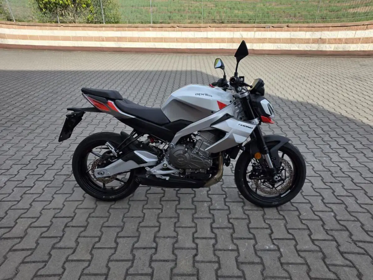 Aprilia Tuono 457 (2025 - 26) (4)
