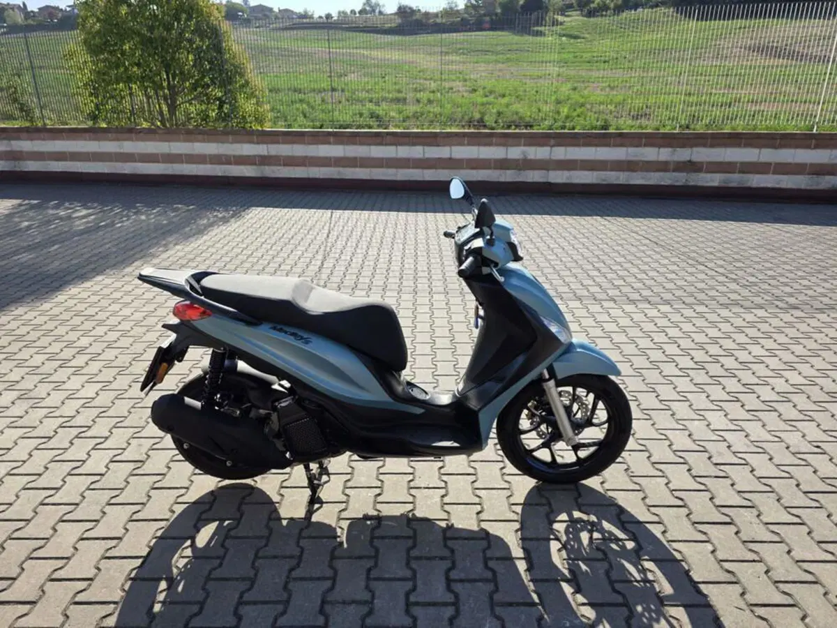 Piaggio Medley 125 S (2025 - 26) (4)