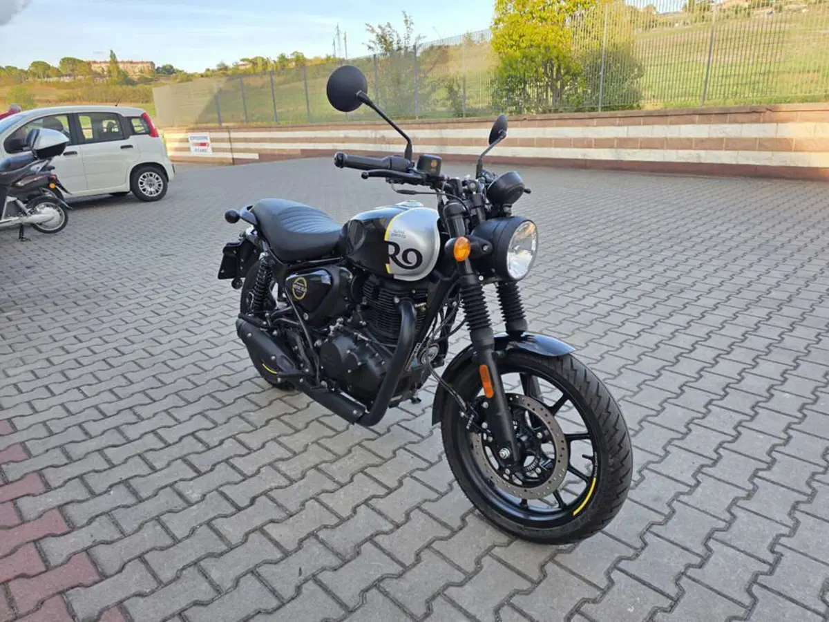 Royal Enfield HNTR 350 (2022 - 26) (2)