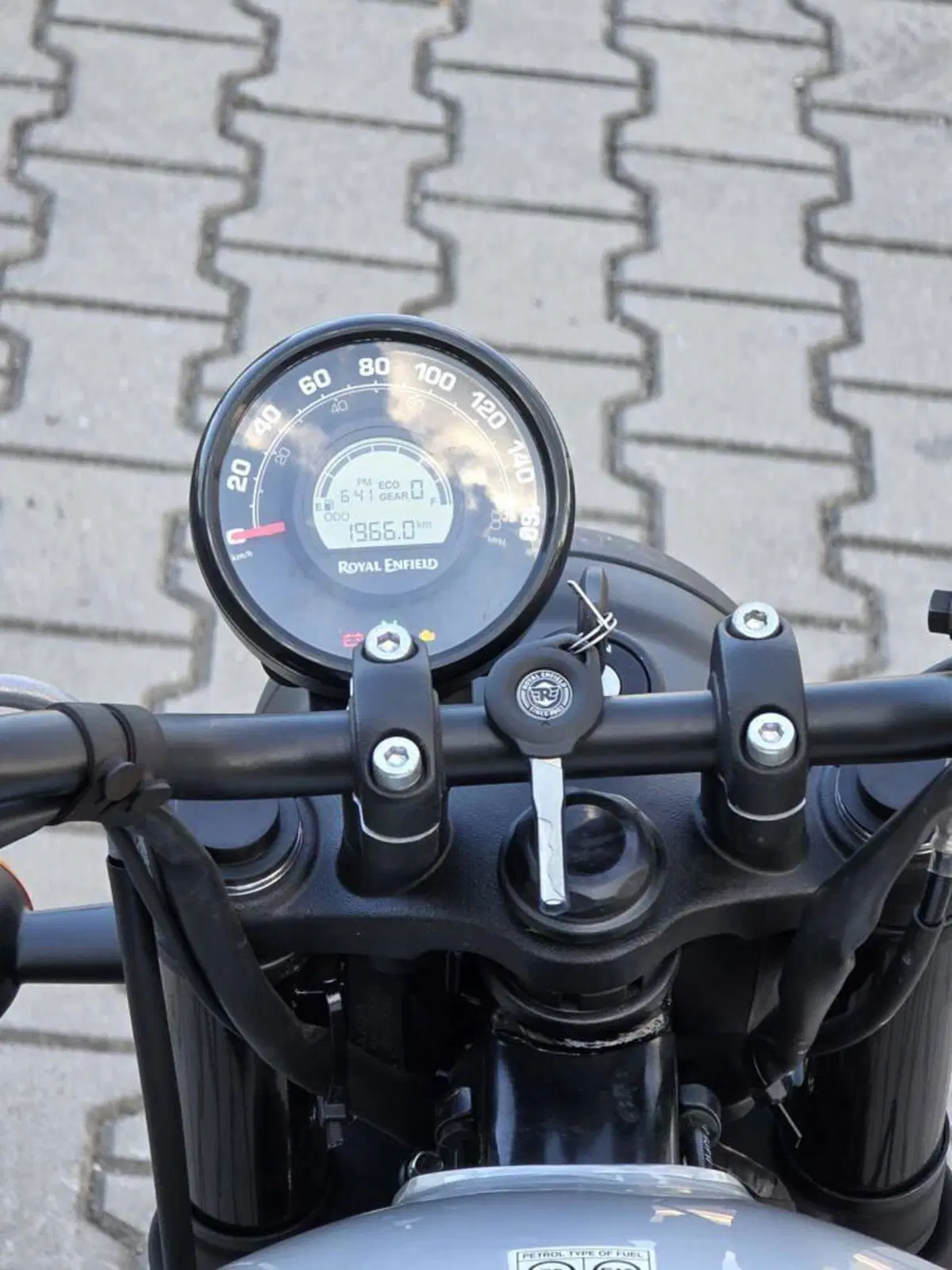 Royal Enfield HNTR 350 (2022 - 26) (7)