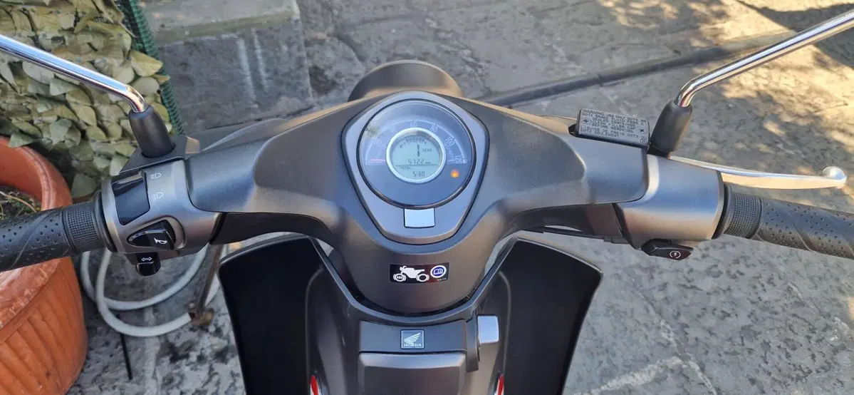 Honda Super Cub C125 (2022 - 26) (7)